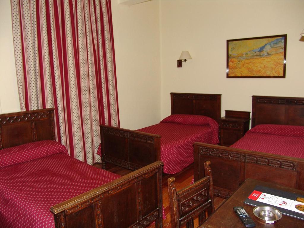 Hostal Ayestaran II Lekunberri Ruang foto