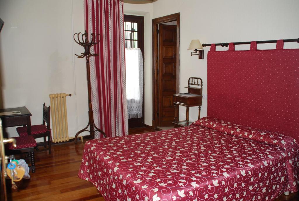Hostal Ayestaran II Lekunberri Ruang foto