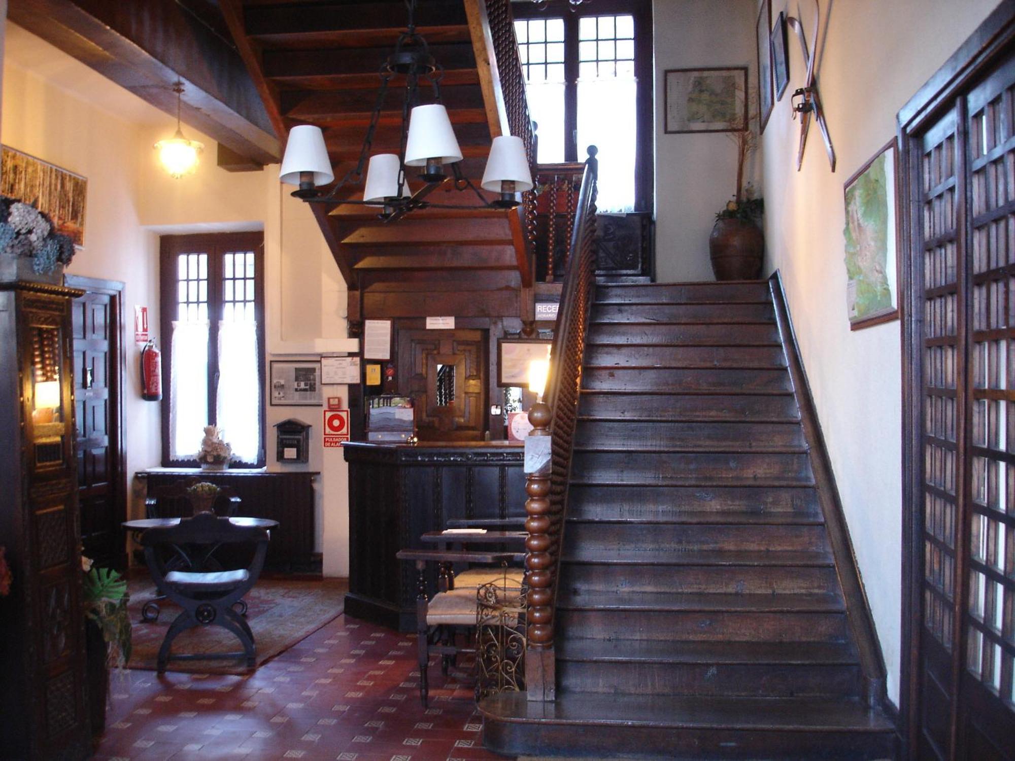 Hostal Ayestaran II Lekunberri Bagian luar foto