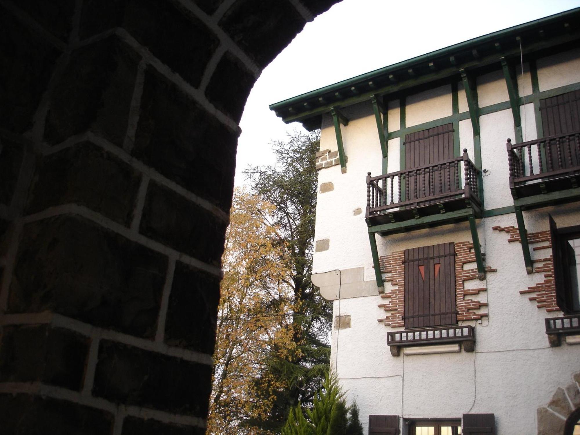 Hostal Ayestaran II Lekunberri Bagian luar foto